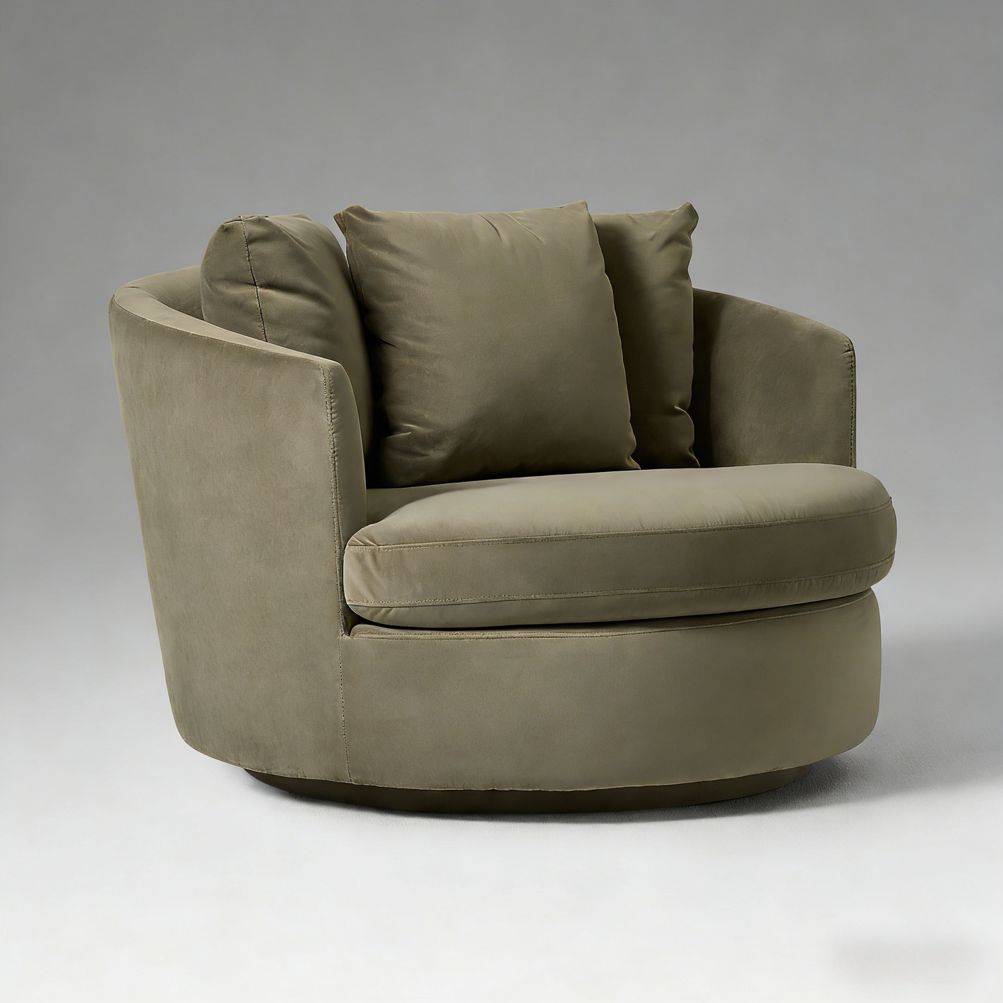 Viv Grand Swivel Chair
