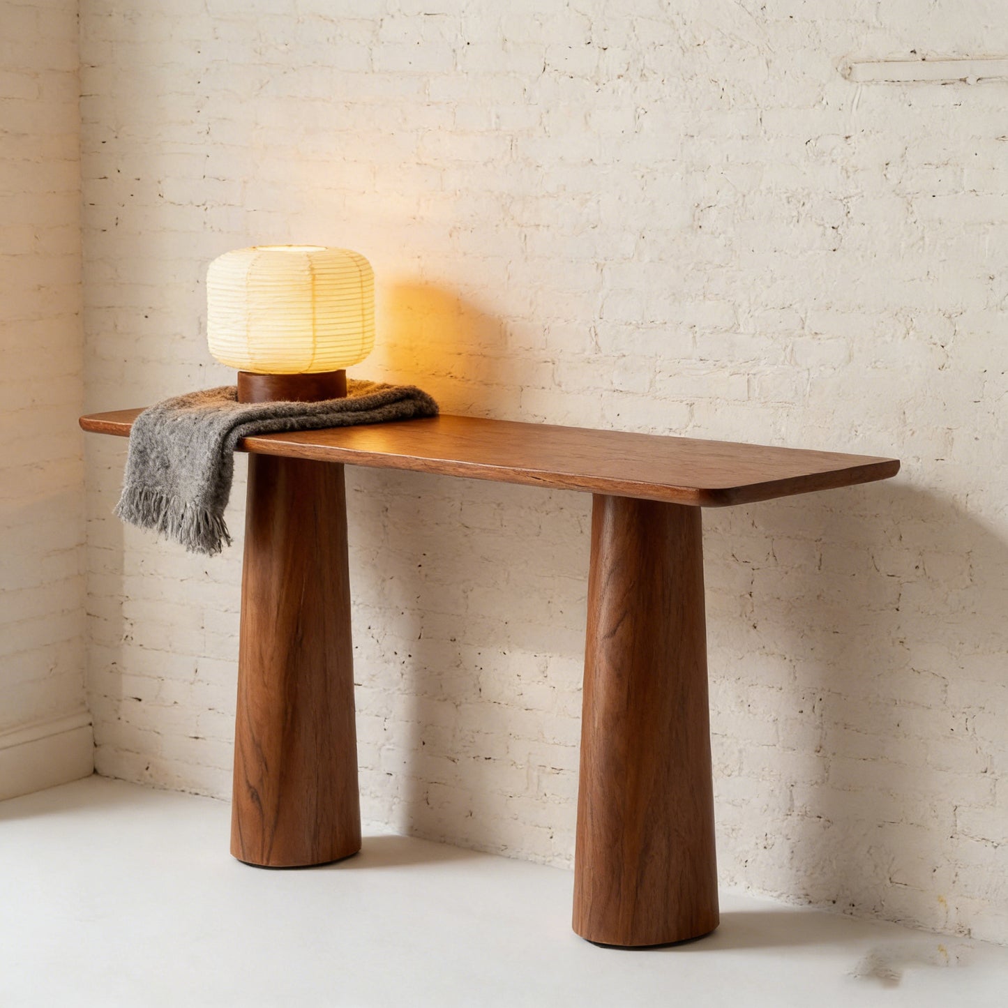 Isobel Console Table (54")